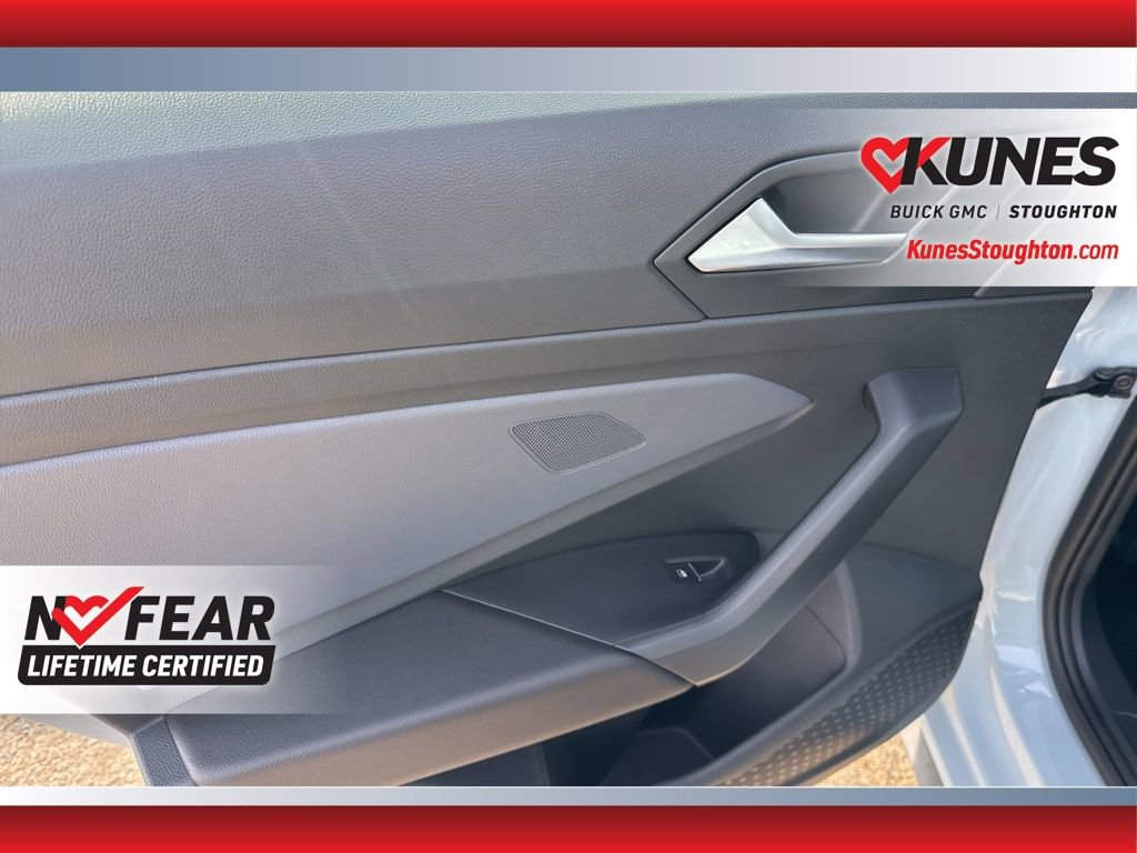 Used 2025 Volkswagen Jetta GLI Autobahn image 37