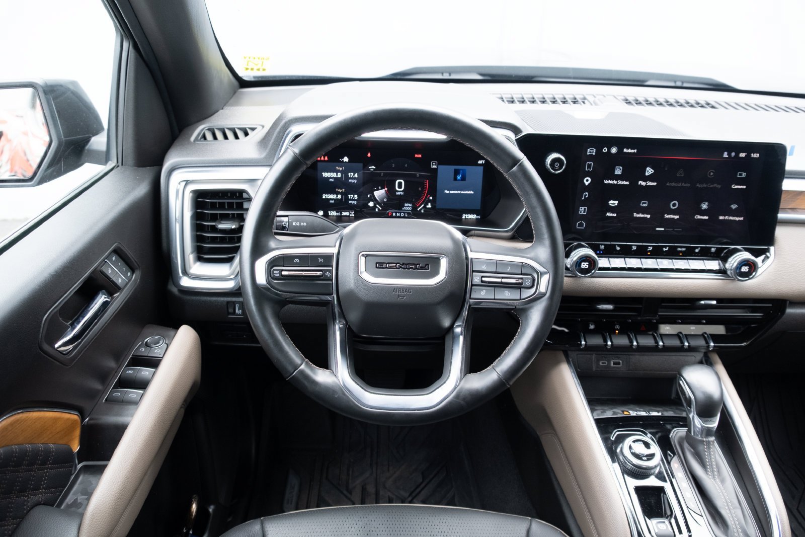 Used 2024 GMC Canyon Denali w/ LPO, Denali Black Edition AWD/4WD image 2