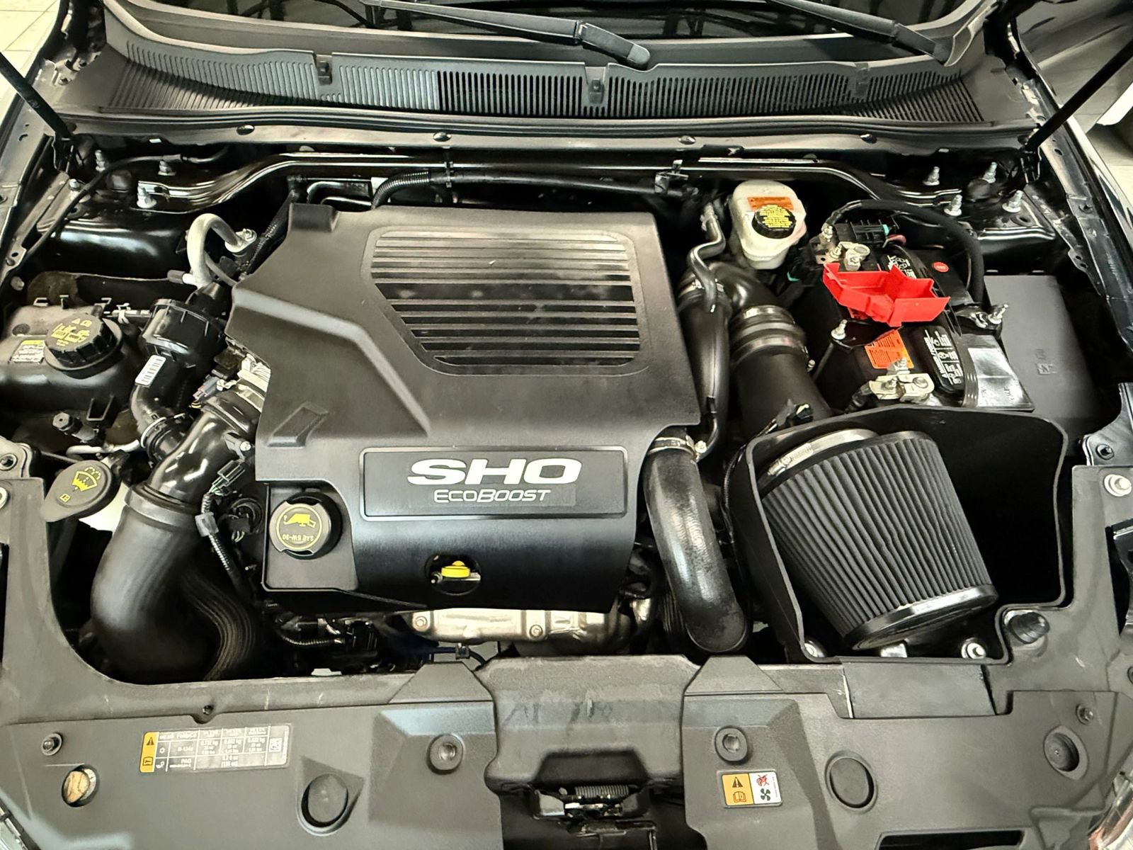 Used 2017 Ford Taurus SHO w/ Driver Assist Package image 39