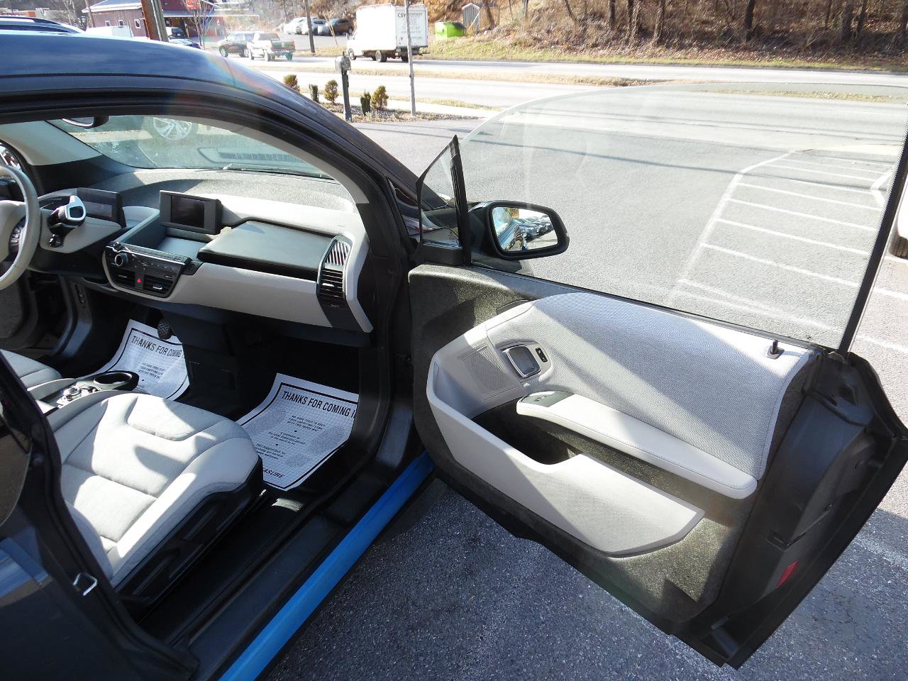 Used 2015 BMW i3 RWD image 20