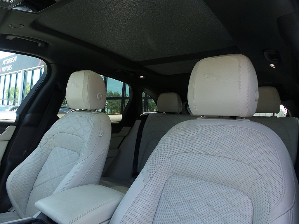Used 2023 Jaguar F-PACE S AWD/4WD image 25