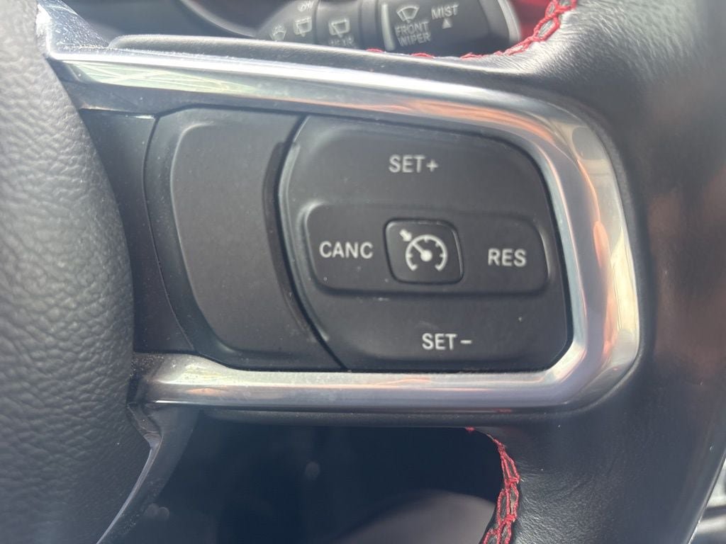Used 2022 Jeep Wrangler Unlimited Rubicon w/ Dual Top Group AWD/4WD image 22