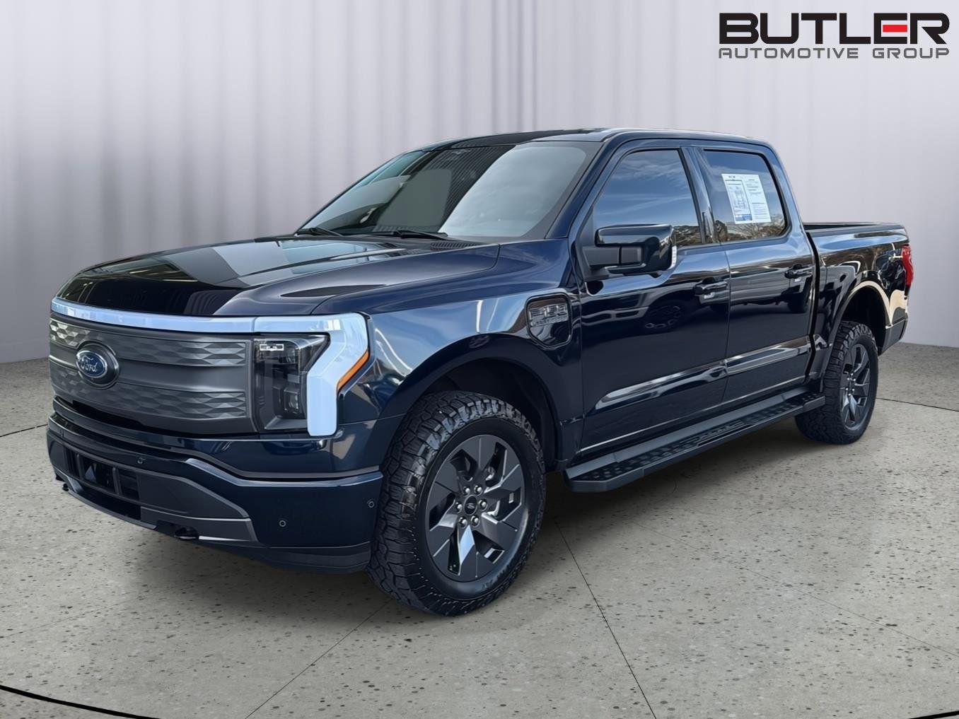 Used 2023 Ford F150 Lightning Lariat video 1