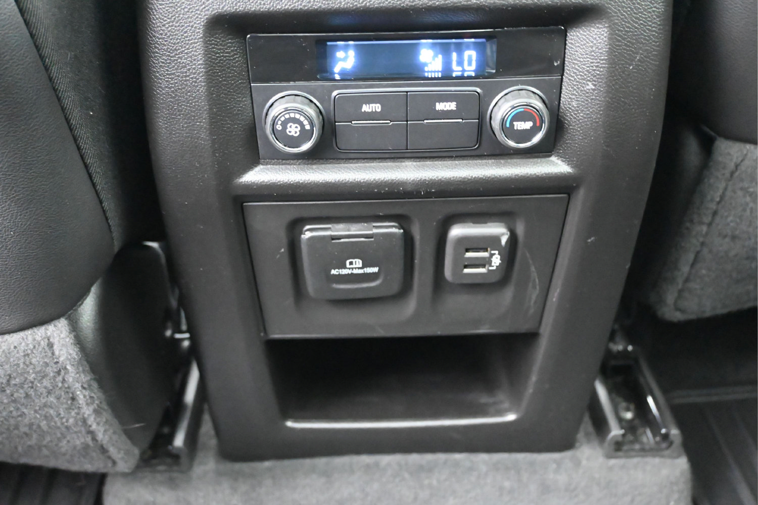 Used 2023 Chevrolet Traverse RS AWD/4WD image 14