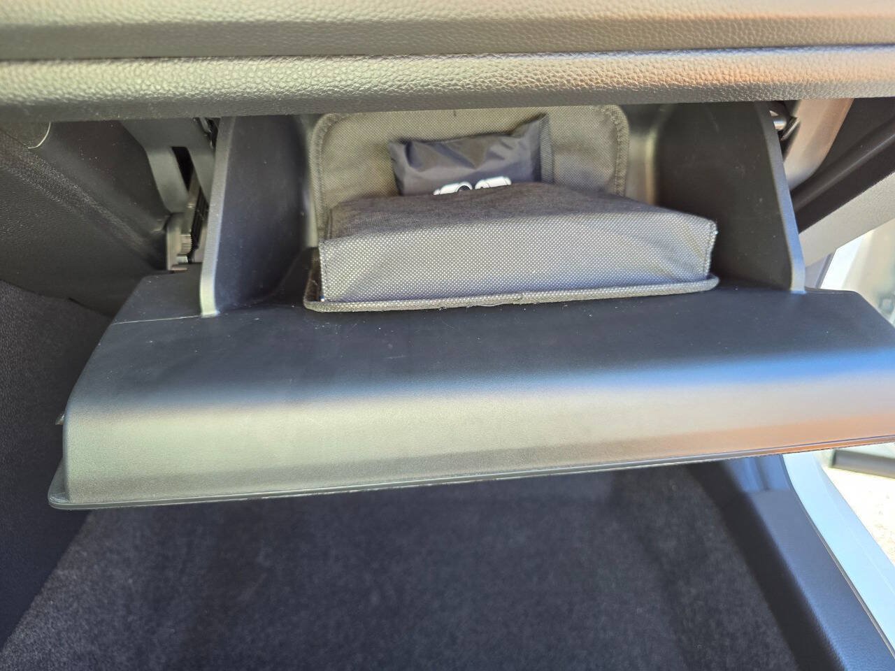 Used 2025 Honda Civic Sport image 31