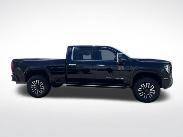 Used 2026 GMC Sierra 2500 Denali Ultimate AWD/4WD image 12