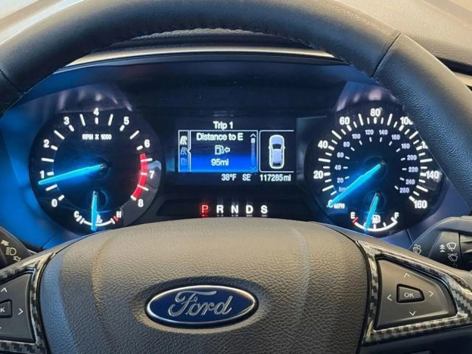 Used 2016 Ford Fusion SE w/ Equipment Group 202A image 27