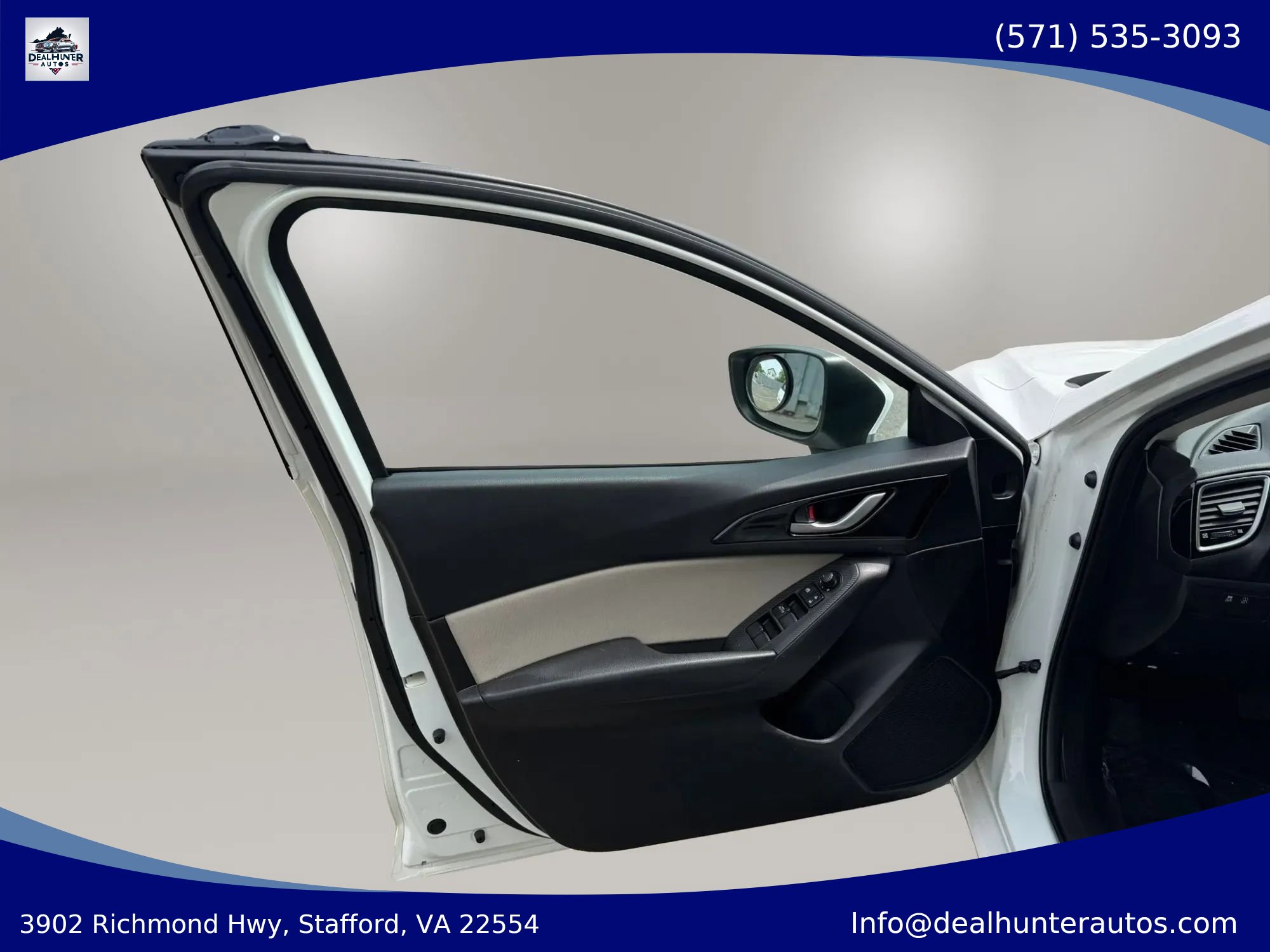 Used 2014 MAZDA MAZDA3 i Sport FWD image 11