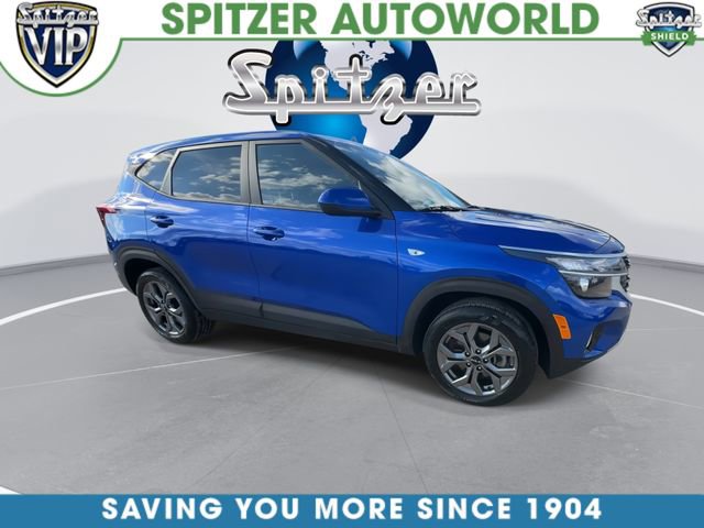 Used 2024 Kia Seltos LX image 2