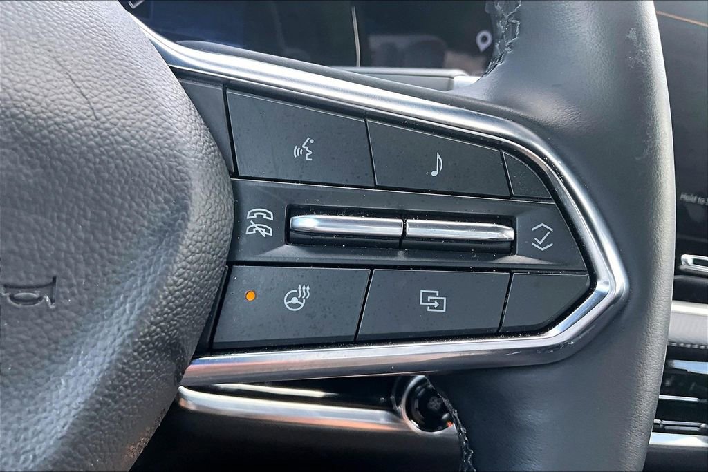 Used 2026 Chevrolet Equinox LT FWD image 17