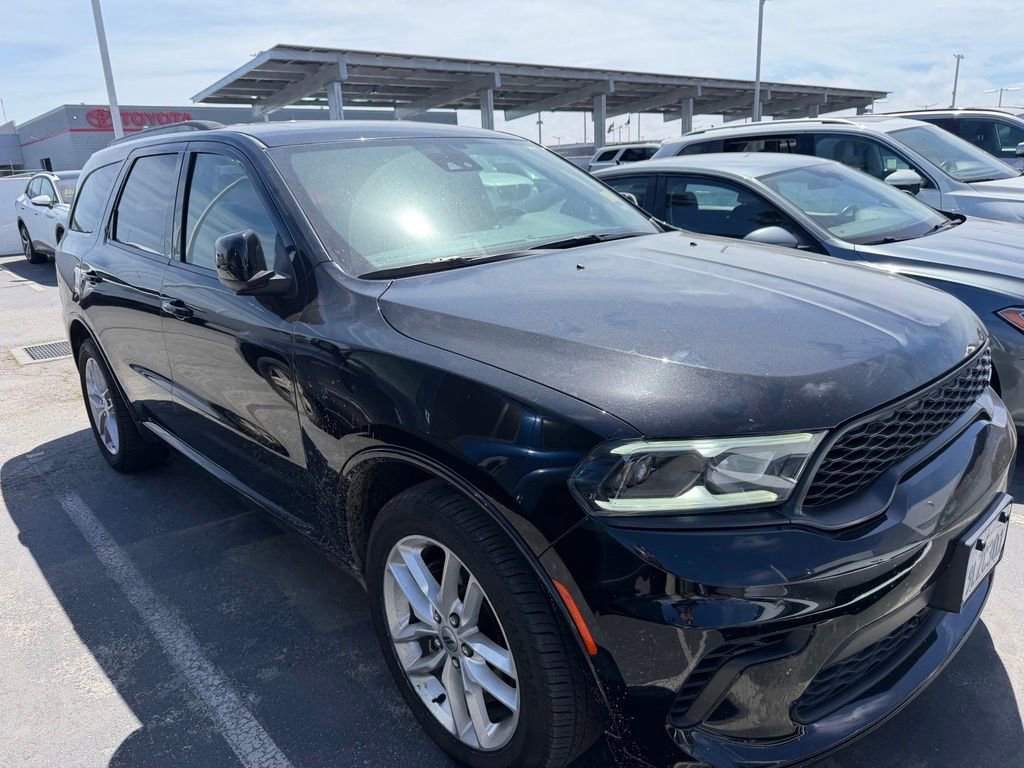 Used 2024 Dodge Durango GT RWD image 3