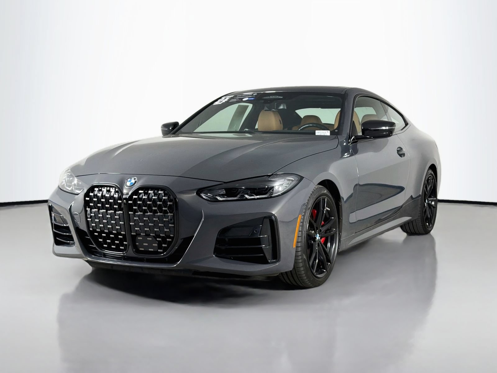 Used 2024 BMW M440i Coupe RWD image 3