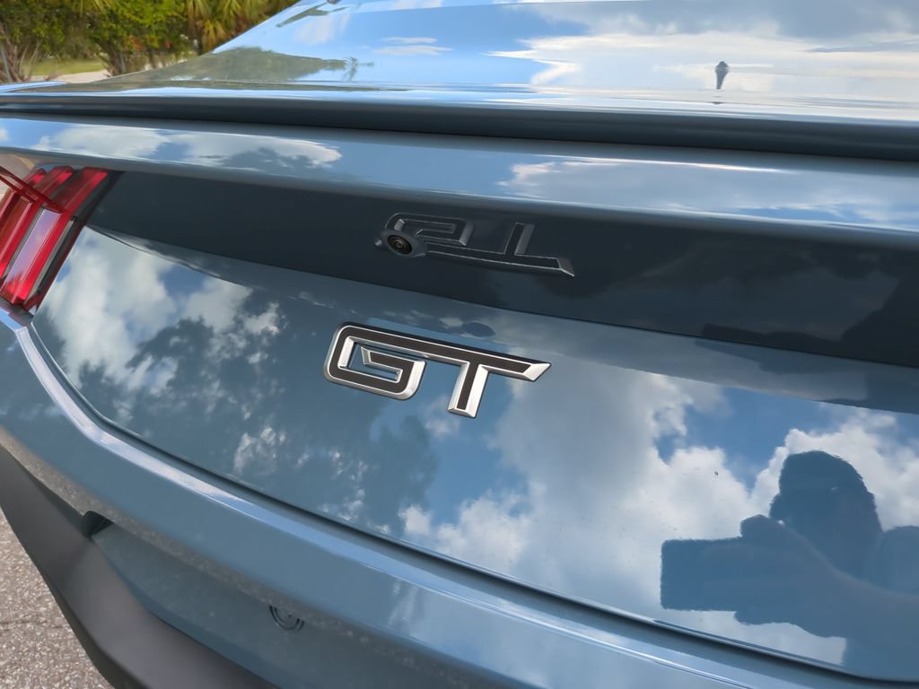 Used 2025 Ford Mustang GT Premium RWD image 14