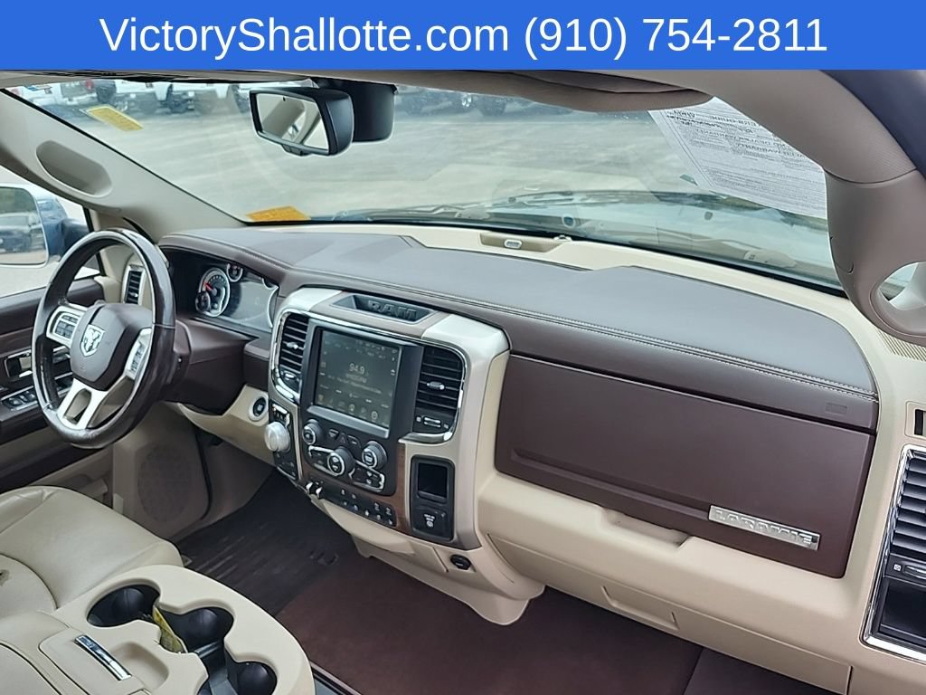 Used 2017 RAM 1500 Laramie AWD/4WD image 32