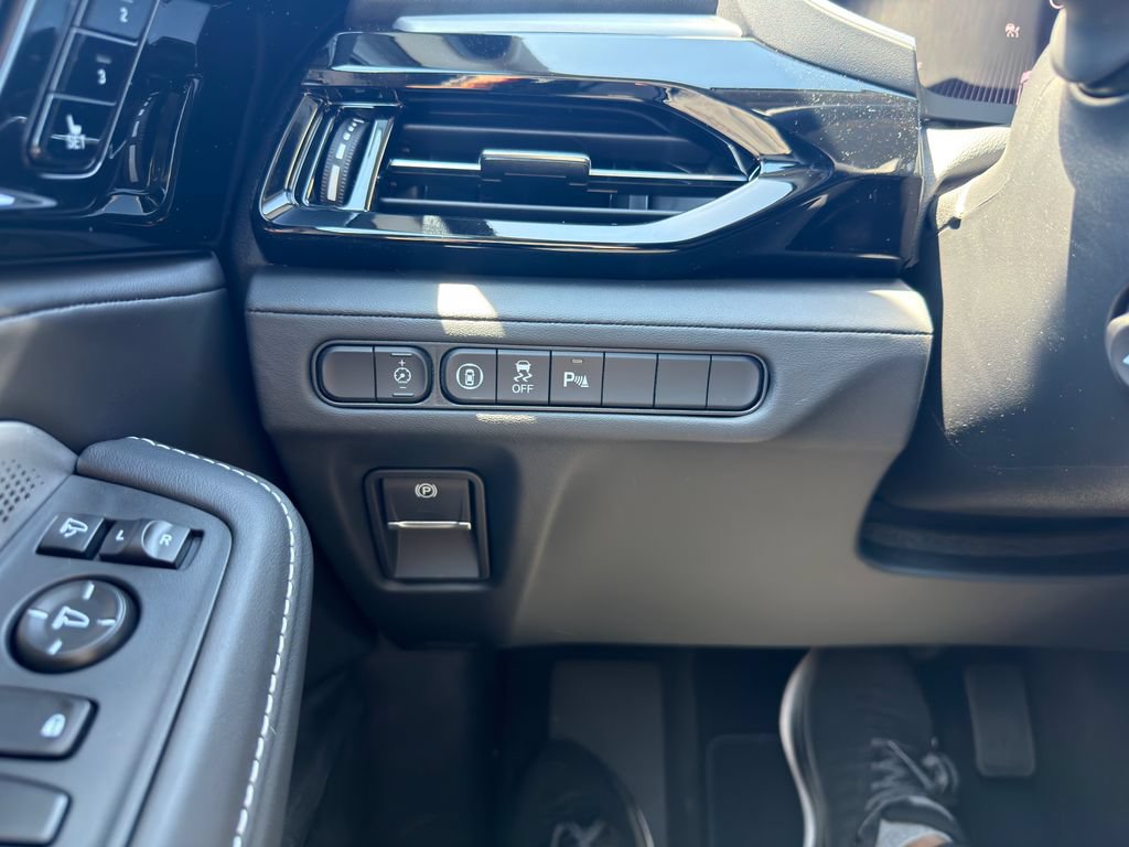 Certified 2026 Acura MDX FWD w/ Technology Package image 17