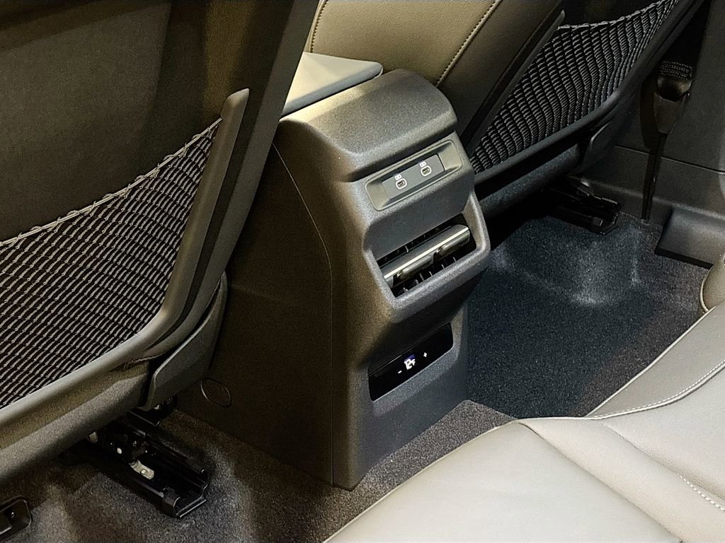 New 2026 Audi Q3 quattro 2.0T image 18