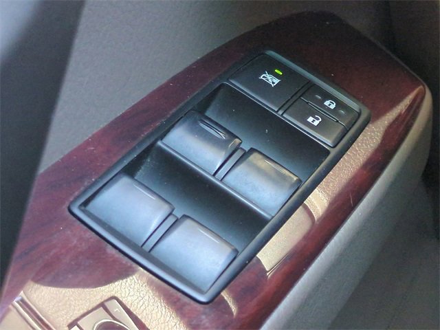 Used 2011 Lexus GX 460 image 29