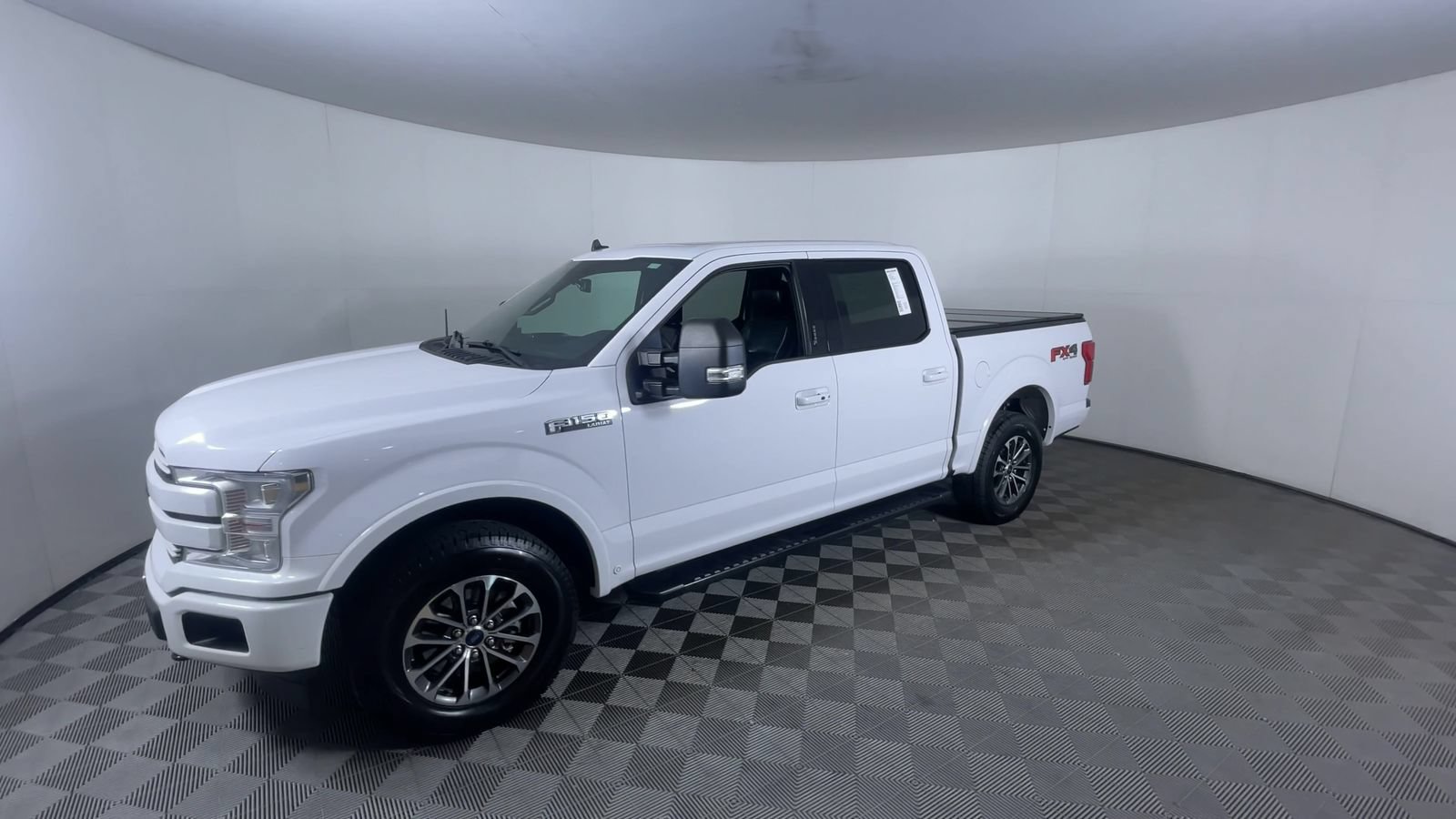 Used 2020 Ford F150 Lariat w/ Equipment Group 502A Luxury AWD/4WD image 4