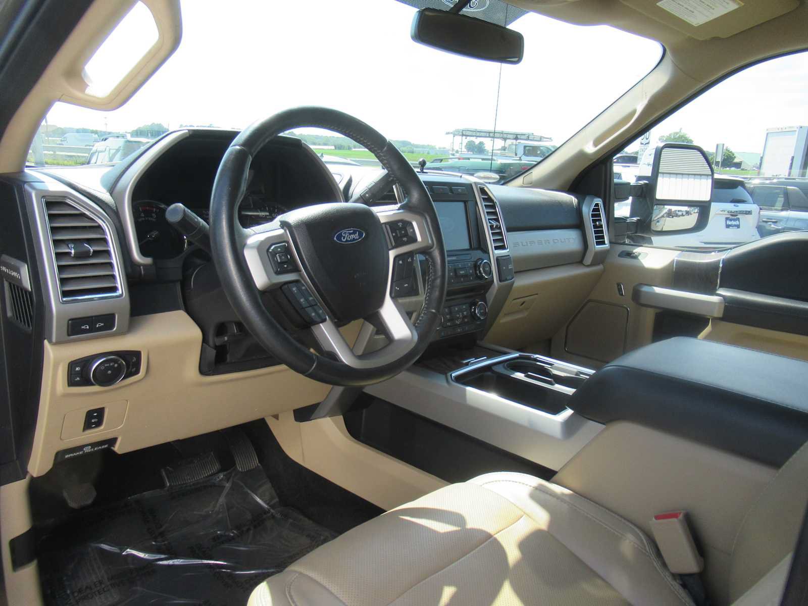 Used 2017 Ford F350 Lariat w/ Chrome Package AWD/4WD image 29