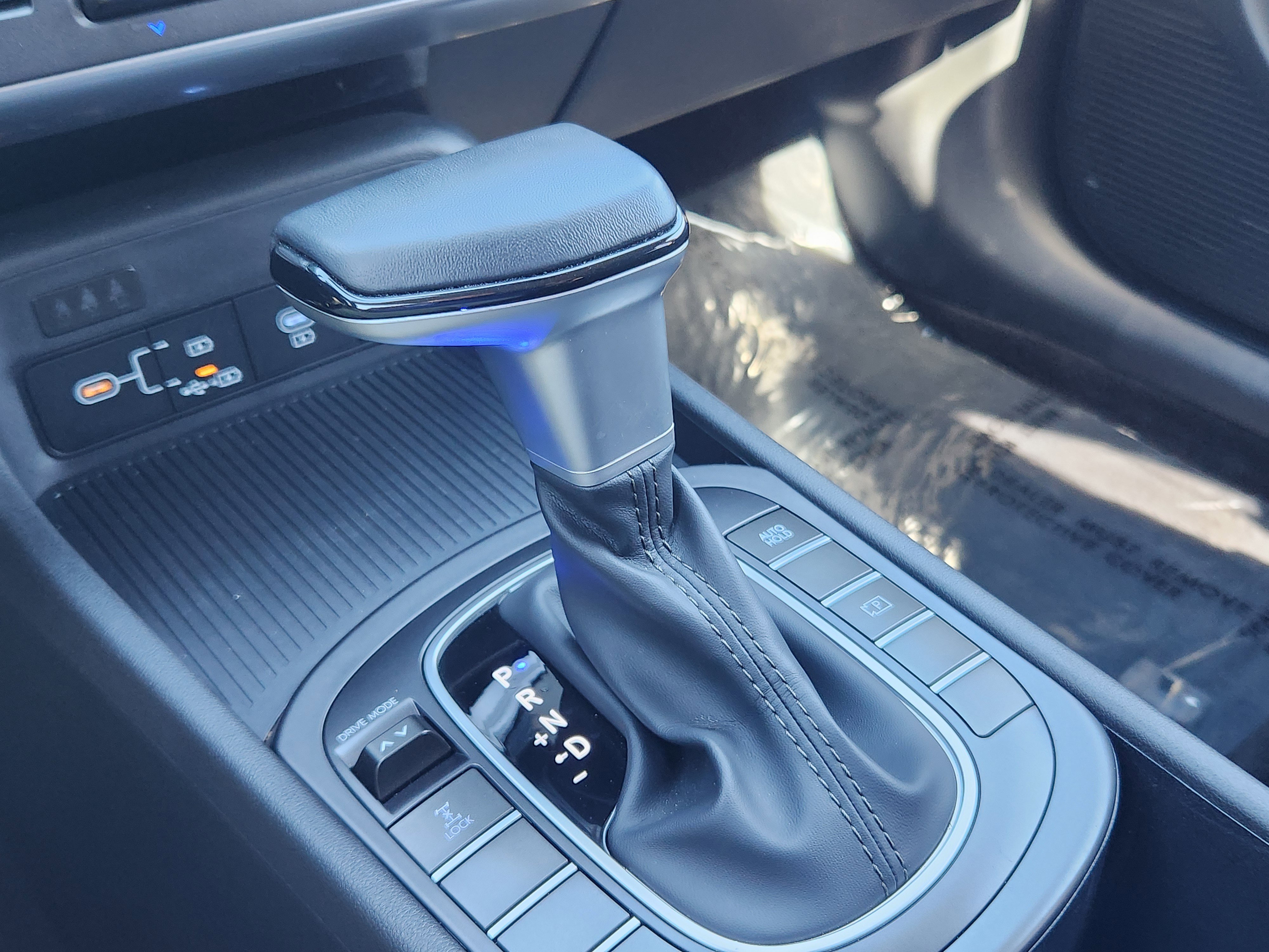 Used 2025 Hyundai Kona SEL image 10