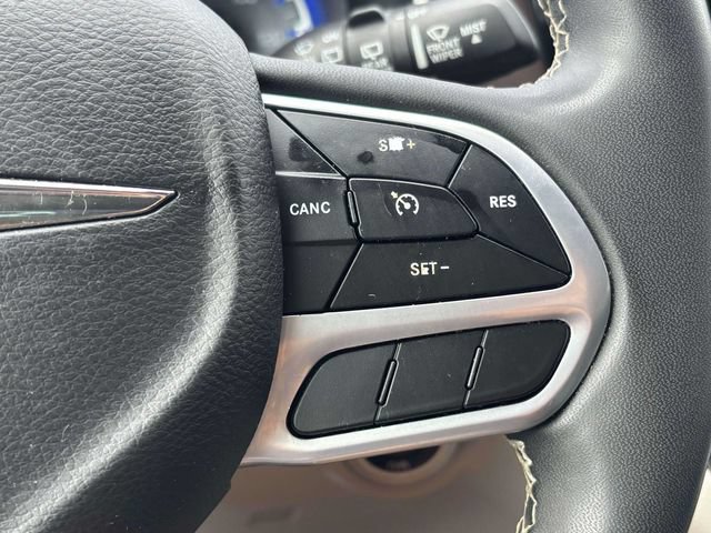 Used 2023 Chrysler Voyager LX FWD image 12