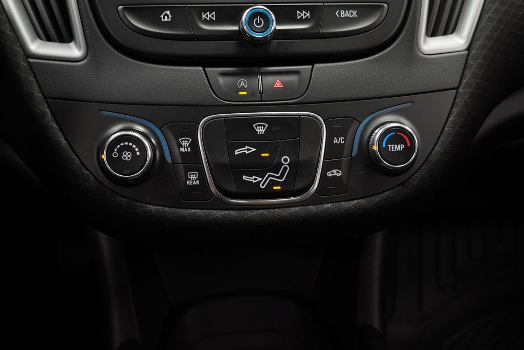 Used 2022 Chevrolet Malibu LS FWD image 33