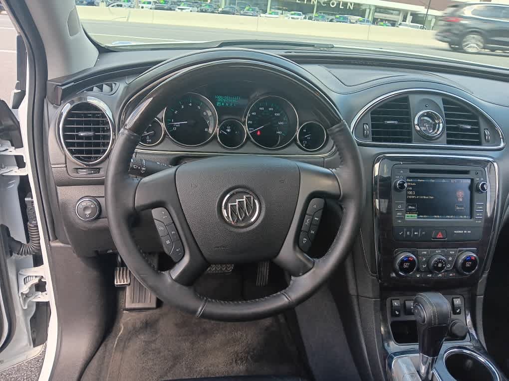 Used 2017 Buick Enclave Leather FWD image 12