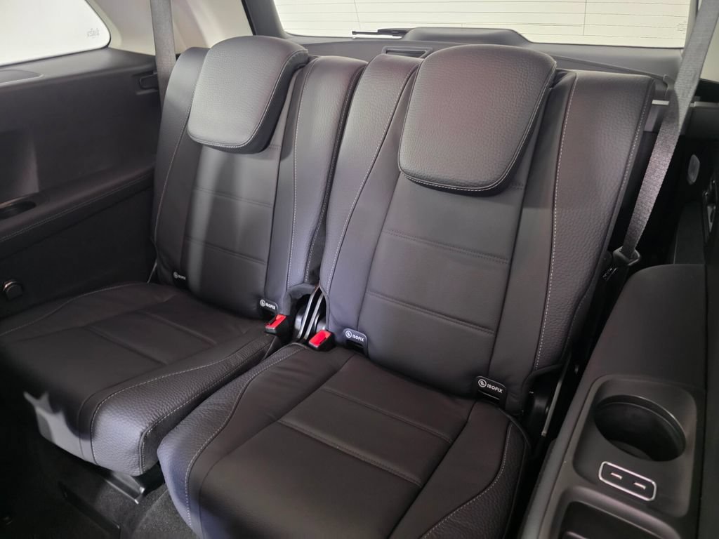 New 2026 Mercedes-Benz GLS 450 4MATIC image 13
