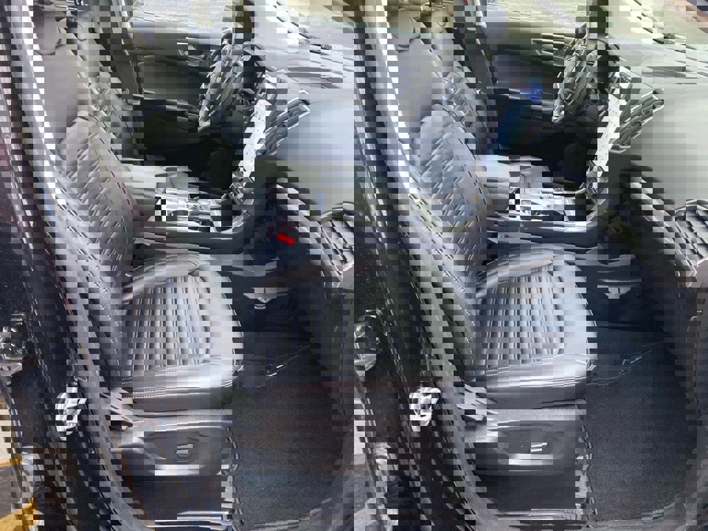 Used 2024 Ford Edge SEL w/ Convenience Package image 26