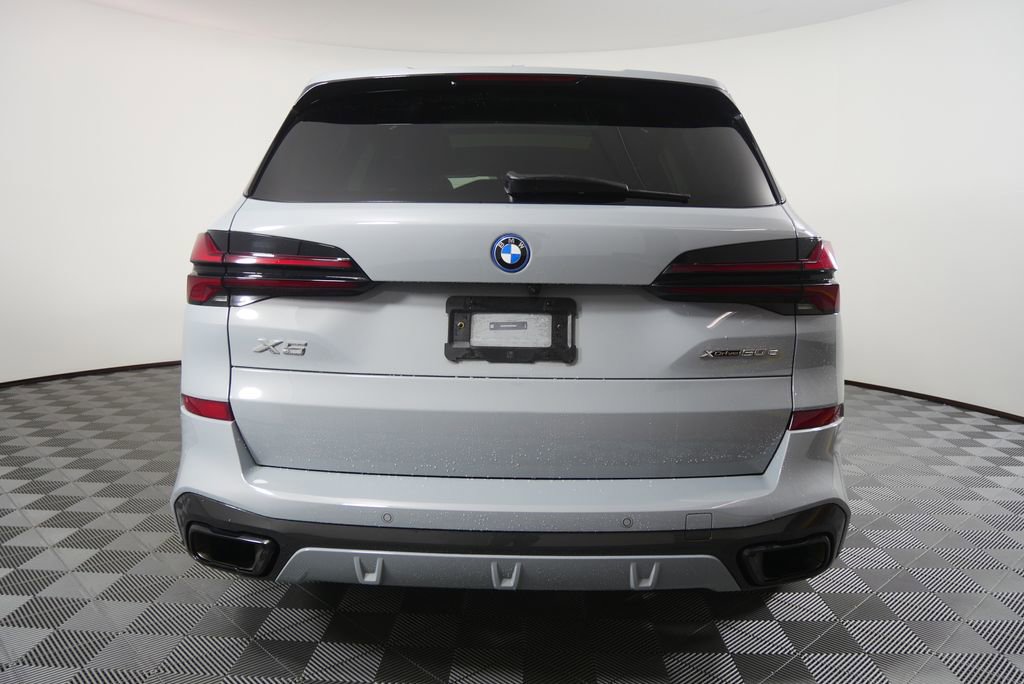 Certified 2024 BMW X5 xDrive50e w/ Executive Package AWD/4WD image 4