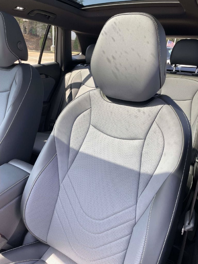 New 2026 Volkswagen Tiguan SE R-Line FWD image 23