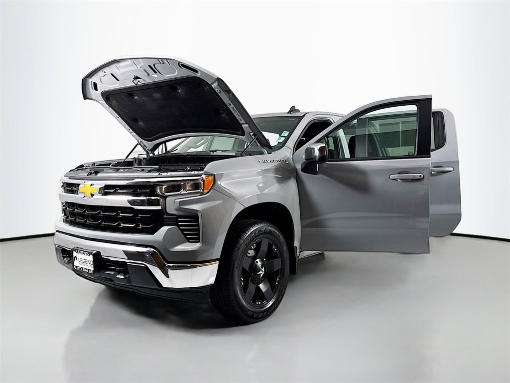 Used 2024 Chevrolet Silverado 1500 LT w/ Leather Package image 21
