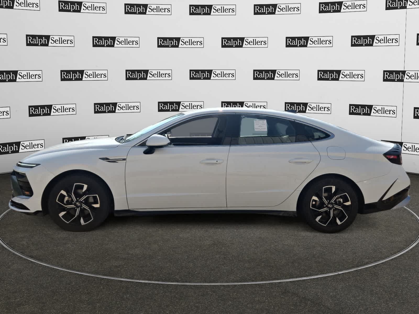 Used 2025 Hyundai Sonata SEL FWD image 3