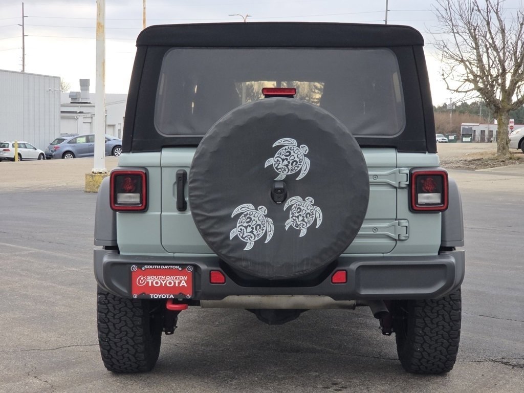 Used 2023 Jeep Wrangler Unlimited Rubicon w/ Cold Weather Group image 22