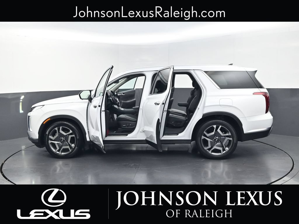 Used 2024 Hyundai Palisade Limited AWD/4WD image 35