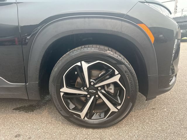 Used 2022 Chevrolet TrailBlazer RS w/ Technology Package AWD/4WD image 12