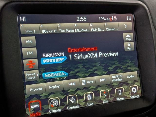 Used 2021 Jeep Renegade Limited image 22