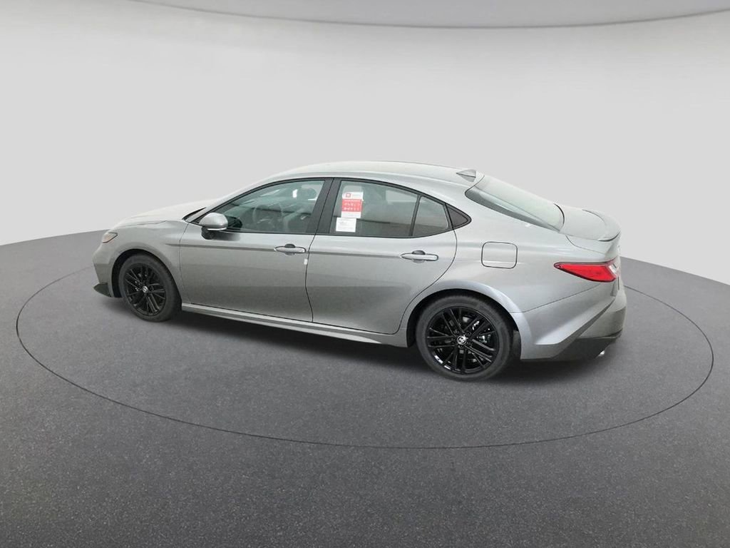 New 2026 Toyota Camry SE image 4