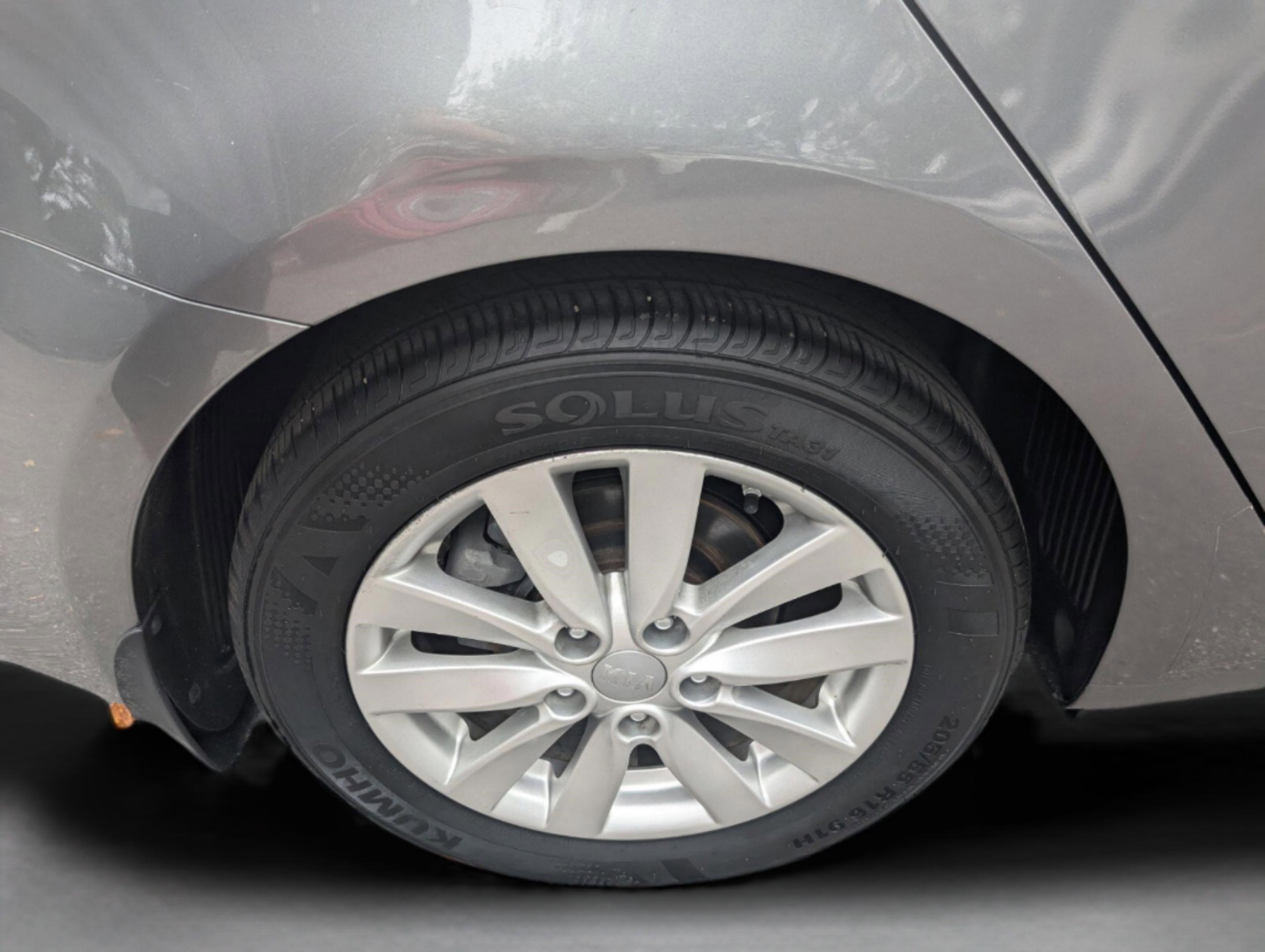 Used 2016 Kia Forte LX w/ LX Popular Plus Package image 41