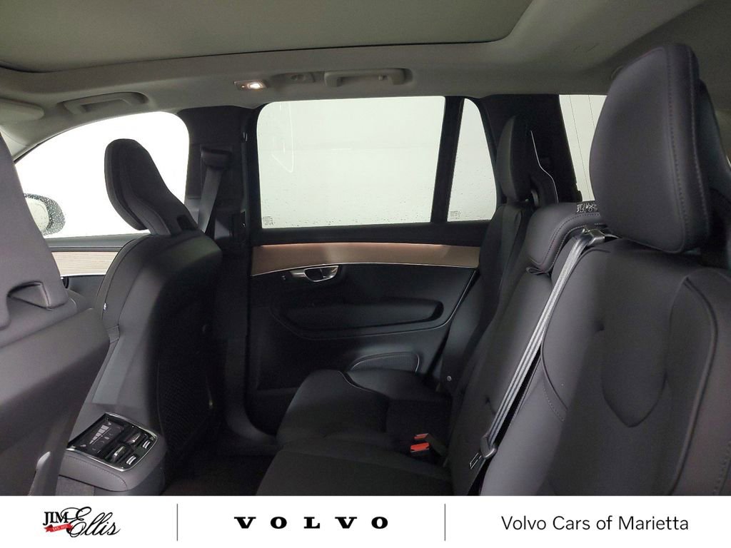 New 2025 Volvo XC90 B6 Core w/ Climate Package image 12