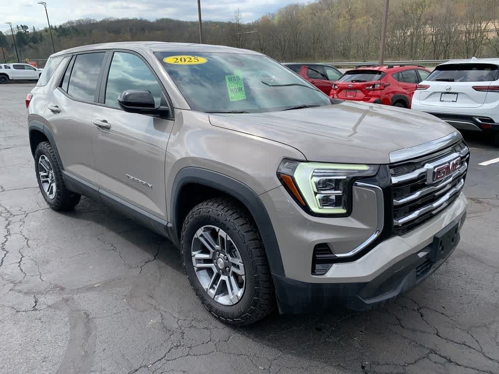 Used 2025 GMC Terrain Elevation AWD/4WD image 6