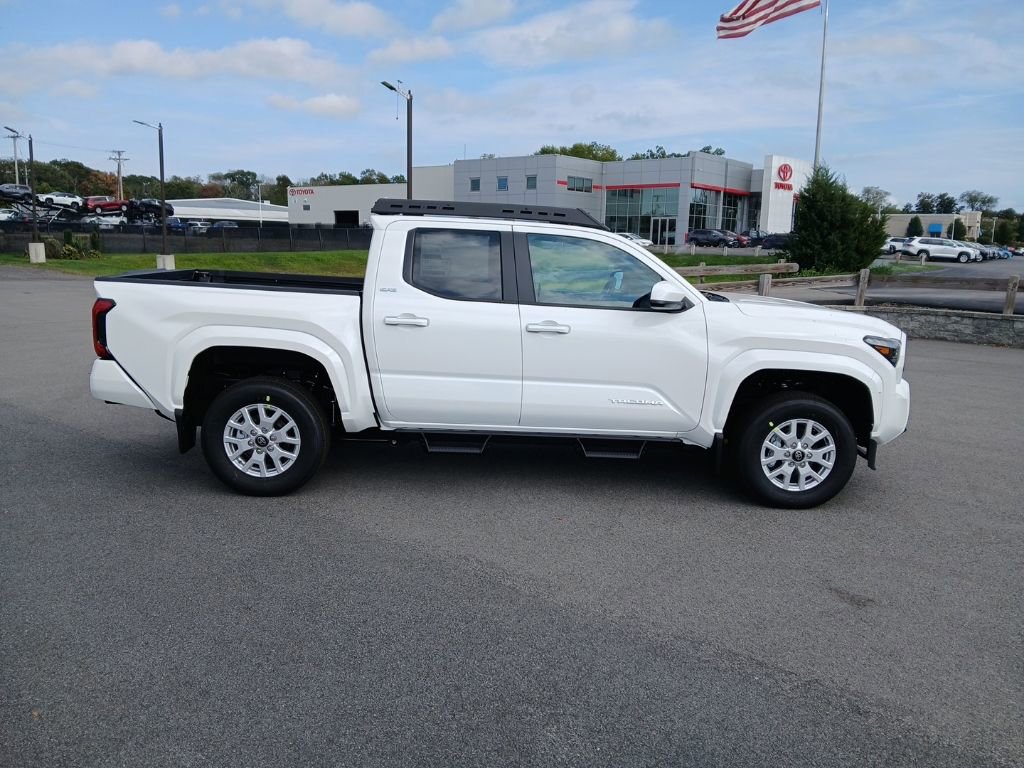 New 2025 Toyota Tacoma SR5 image 4