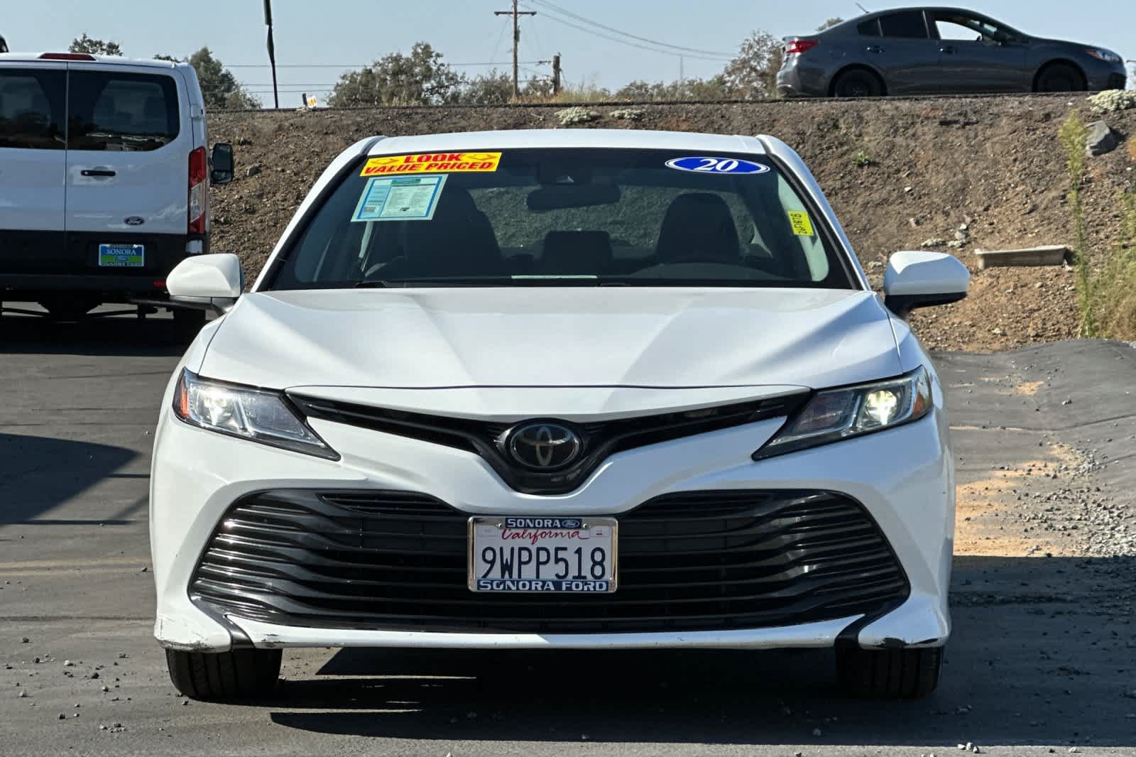 Used 2020 Toyota Camry LE FWD image 9