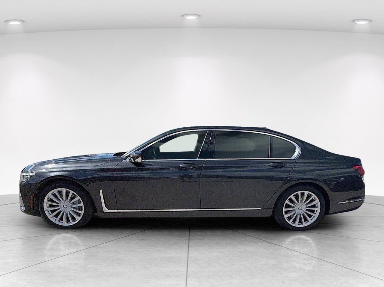 Used 2020 BMW 740i image 7