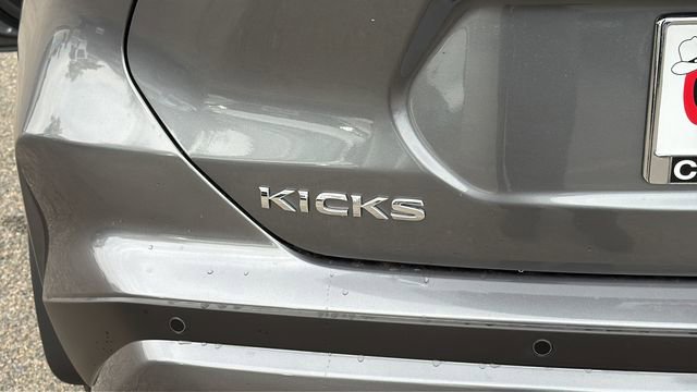 New 2025 Nissan Kicks Play S image 12