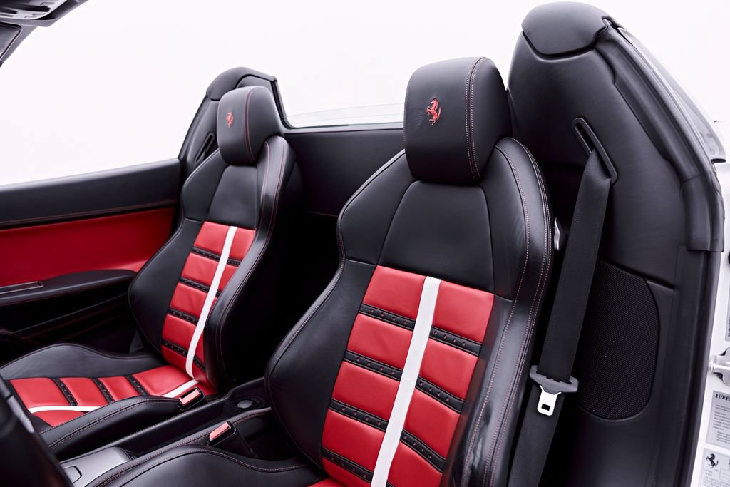 Used 2014 Ferrari 458 Spider RWD image 66