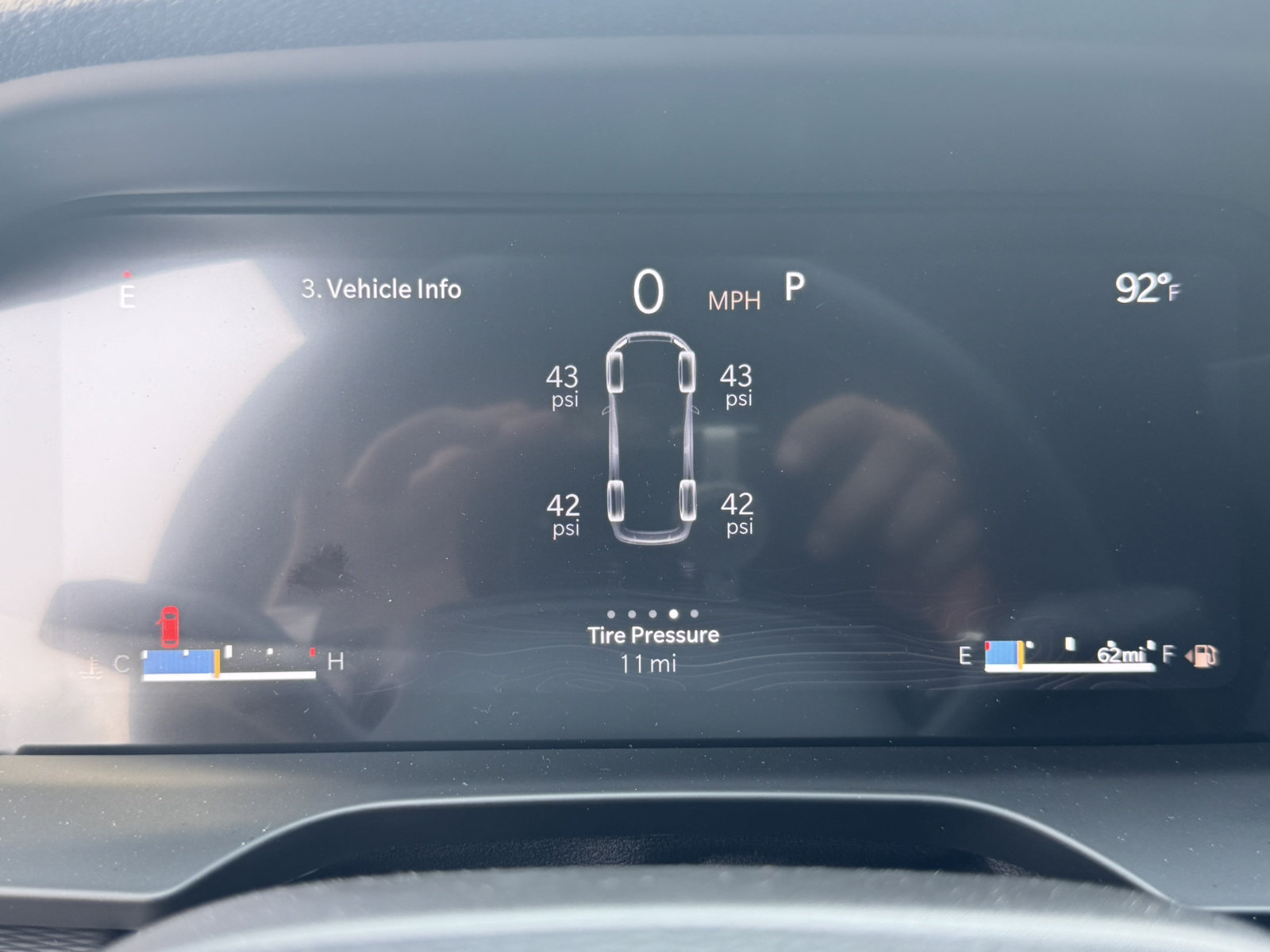 New 2026 Jeep Grand Cherokee L Laredo RWD image 34