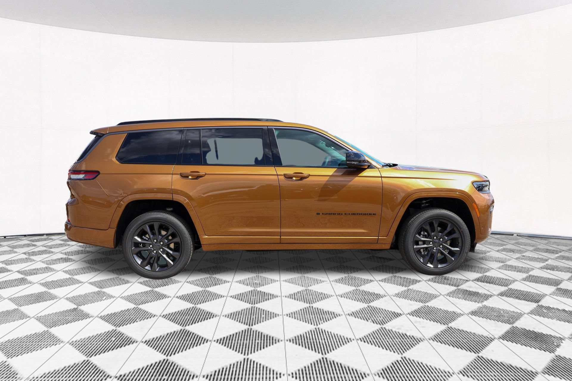 New 2026 Jeep Grand Cherokee L Limited AWD/4WD image 11