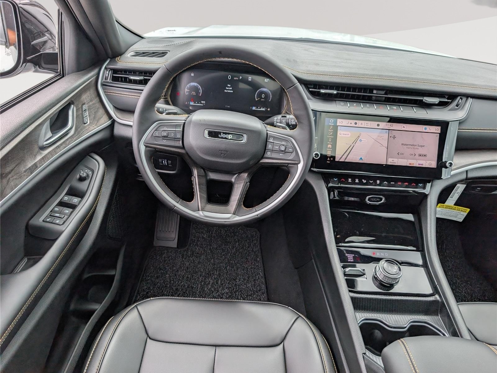 New 2026 Jeep Grand Cherokee Limited AWD/4WD image 13