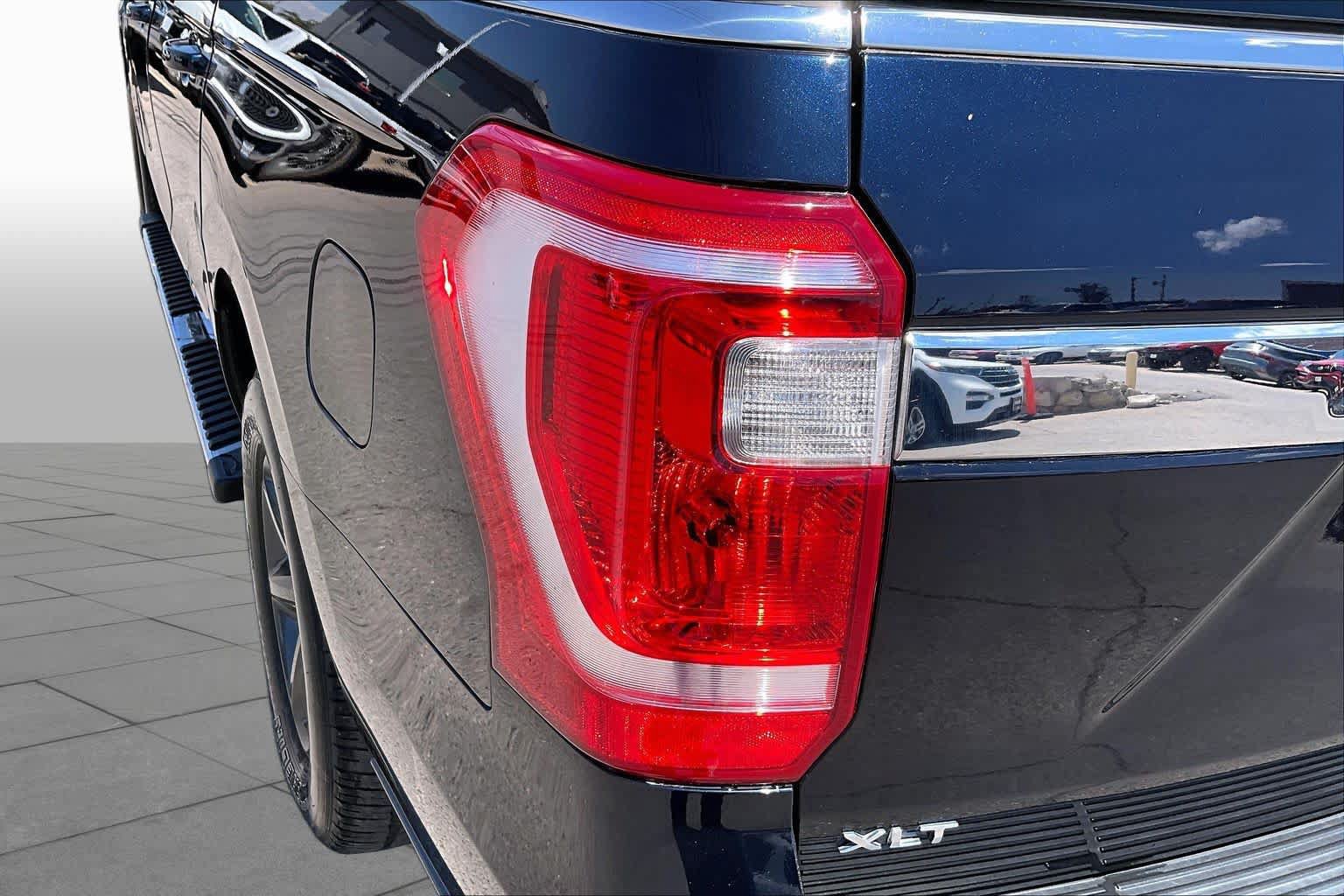 Used 2021 Ford Expedition Max XLT AWD/4WD image 28